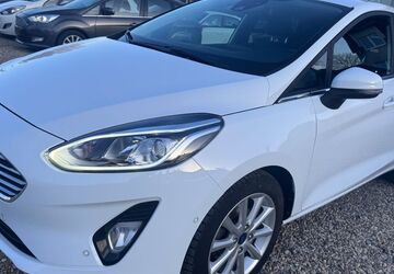 Ford Fiesta 125.000 km 7.499 &euro; Essen 45355