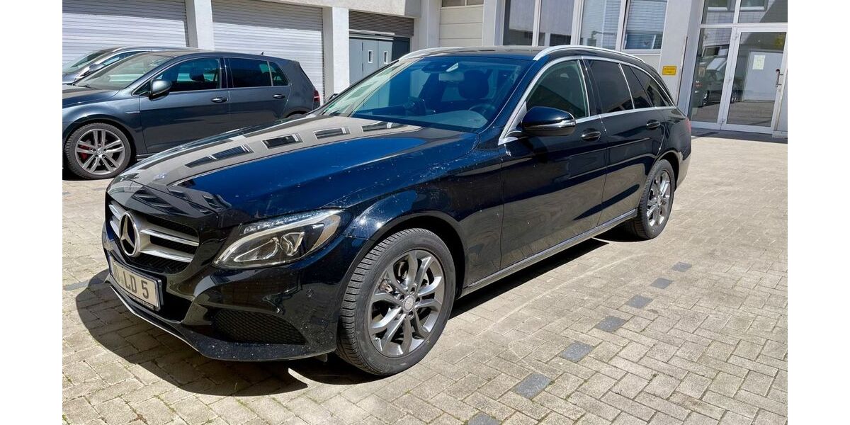 Mercedes-Benz C 250 197.000 km 15.900 &euro; Dortmund 44139