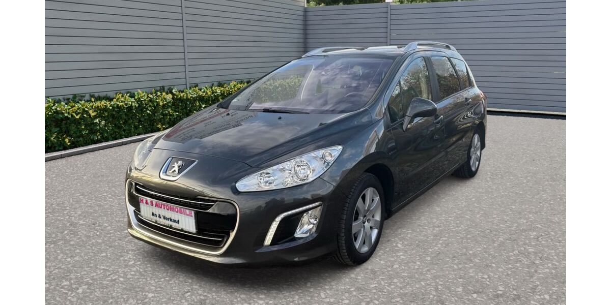Peugeot 308 147.830 km 4.999 &euro; Essen 45356