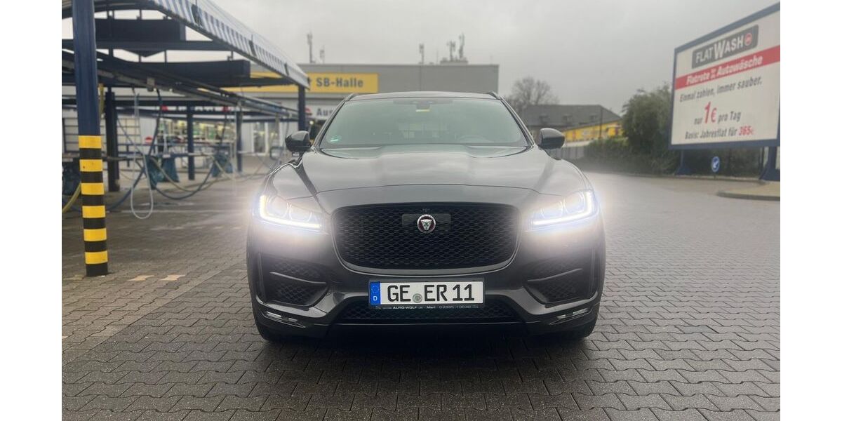Jaguar F-Pace 168.000 km 16.499 &euro; Gelsenkirchen 45897