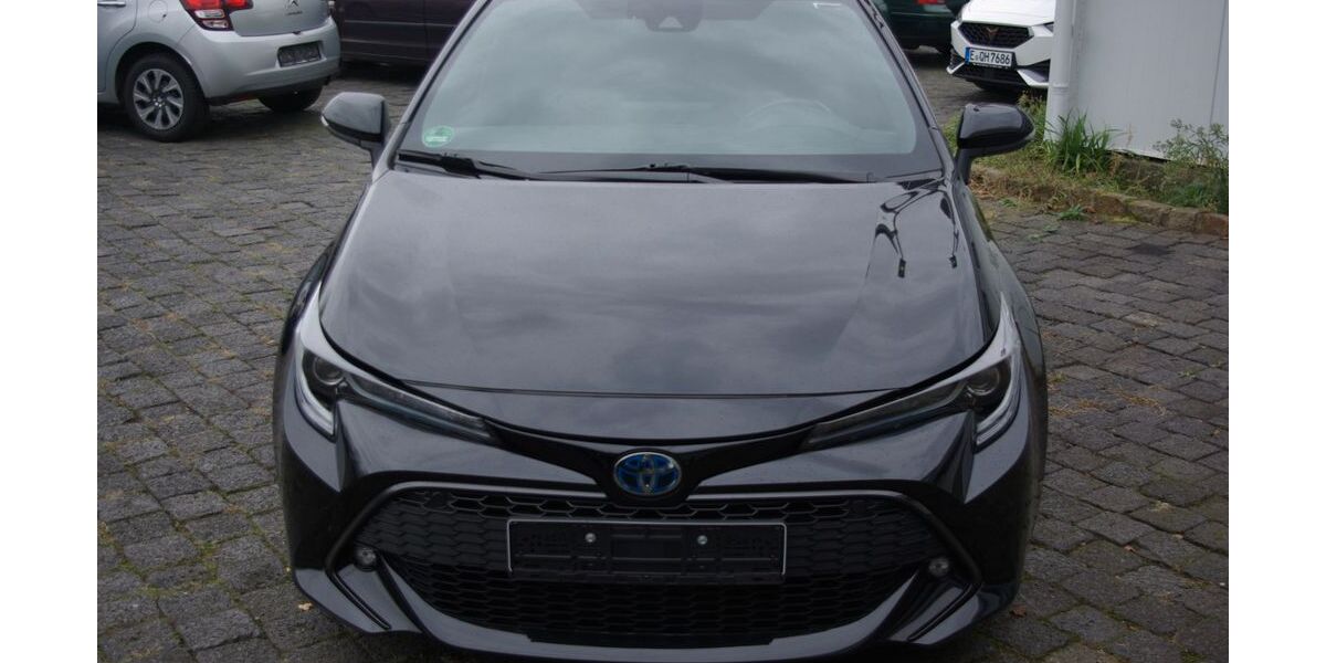 Toyota Corolla 99.600 km 16.900 &euro; Bottrop 46242