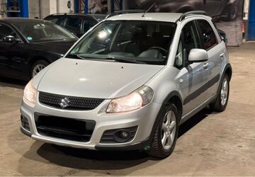 Suzuki SX4 86.500 km 8.390 &euro; Wuppertal 42349