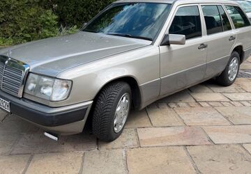 Mercedes-Benz 300 128.000 km 18.850 &euro; Dortmund 44267