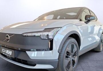 Volvo EX30 4.900 km 46.880 &euro; Recklinghausen 45659