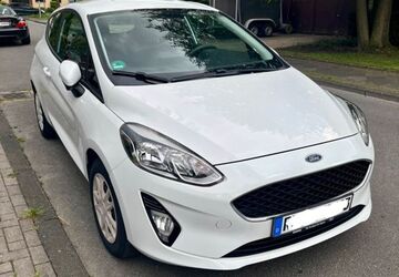 Ford Fiesta 74.400 km 8.000 &euro; Bochum 44799