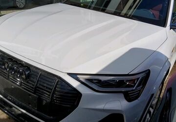 Audi e-tron 32.183 km 44.575 &euro; Hagen 58091