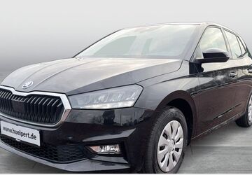 Skoda Fabia 4.653 km 17.649 &euro; Dortmund 44309