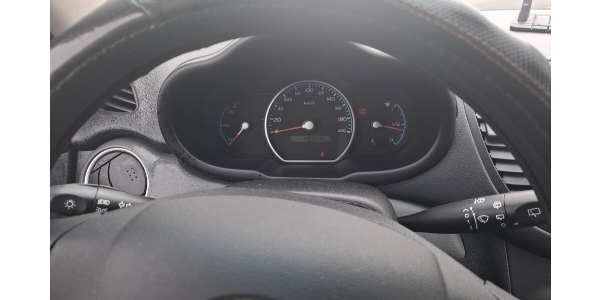 Hyundai i10 190.000 km 1.990 &euro; Essen 45121