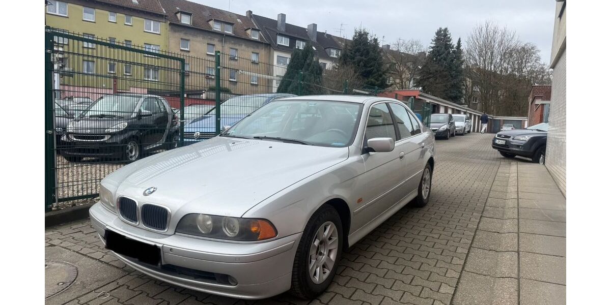 BMW 520 158.000 km 5.000 &euro; Essen 45143