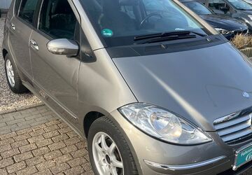 Mercedes-Benz A 180 110.000 km 3.999 &euro; Essen 45147