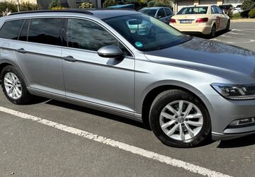 VW Passat Variant 152.000 km 15.499 &euro; Bochum 44793