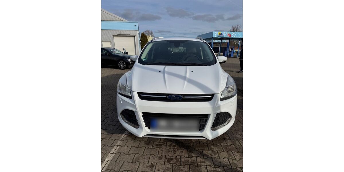 Ford Kuga 139.500 km 8.450 &euro; Bochum 44793