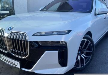 BMW i7 13.533 km 104.000 &euro; Essen 45134