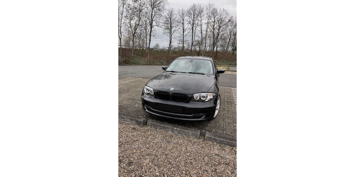 BMW 118 186.000 km 4.400 &euro; Herne 44629