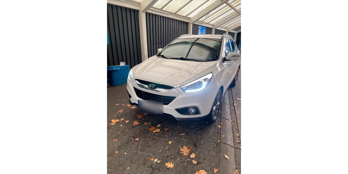 Hyundai IX35 100.270 km 10.500 &euro; Recklinghausen 45657