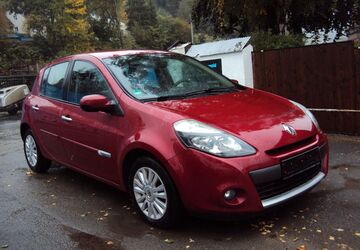 Renault Clio 120.000 km 3.300 &euro; Hagen 58091