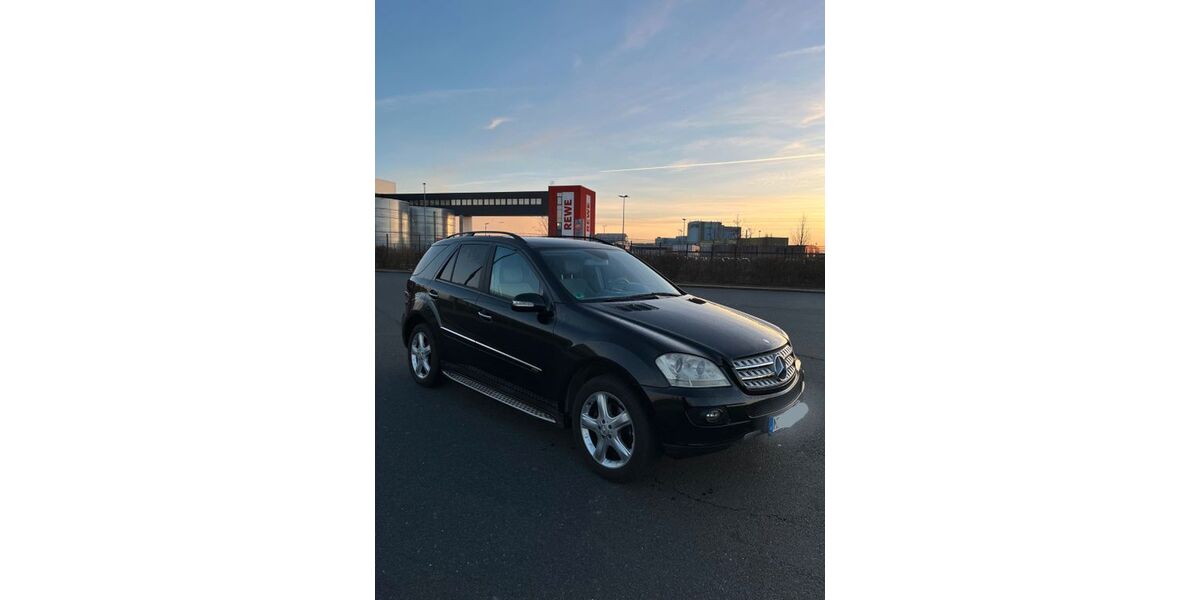 Mercedes-Benz ML 320 330.321 km 6.700 &euro; Dortmund 44328
