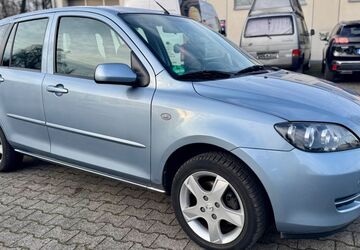 Mazda 2 87.127 km 3.490 &euro; Recklinghausen 45665