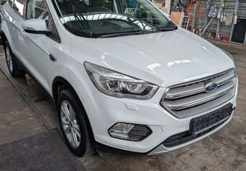 Ford Kuga 55.600 km 15.990 &euro; Dortmund 44229