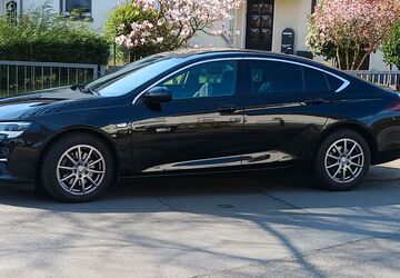 Opel Insignia 56.000 km 17.900 &euro; bottrop 46240