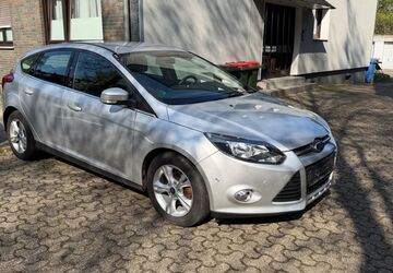 Ford Focus 148.000 km 3.950 &euro; Oberhausen 46119