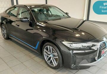BMW i4 38.858 km 31.990 &euro; Wuppertal 42287