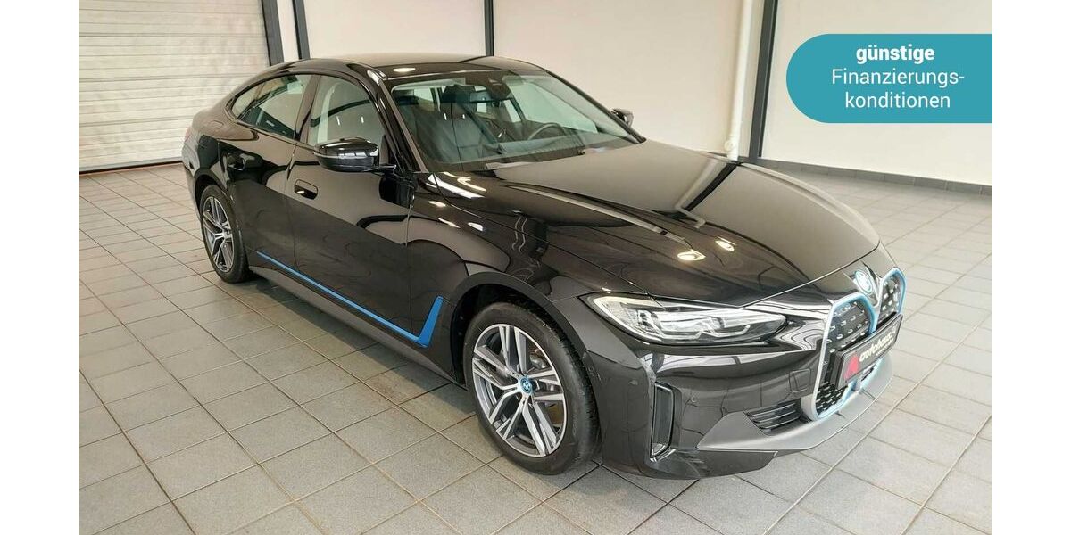 BMW i4 38.858 km 31.990 &euro; Wuppertal 42287