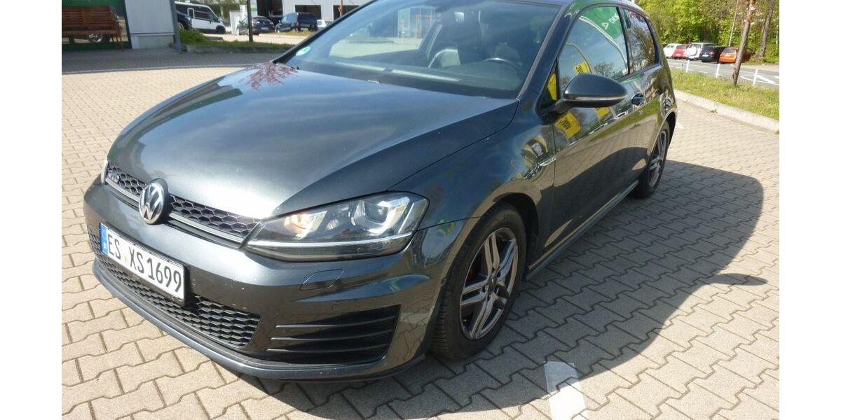 VW Golf 198.000 km 9.985 &euro; Essen 45144