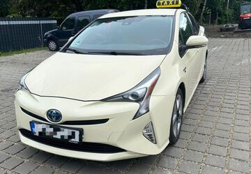 Toyota Prius 191.000 km 13.500 &euro; Oberhausen 46049