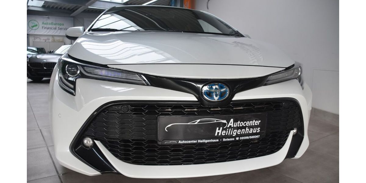 Toyota Corolla 61.539 km 18.480 &euro; Heiligenhaus 42579