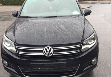 VW Tiguan 158.195 km 11.999 &euro; Gelsenkirchen 45886