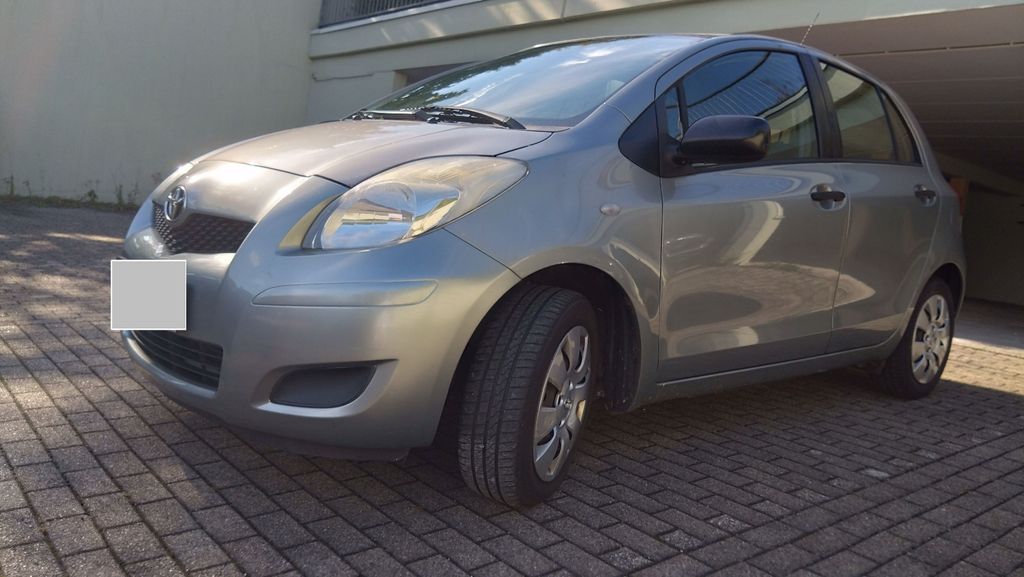 Toyota Yaris 163.000 km 2.900 &euro; Herdecke 58313