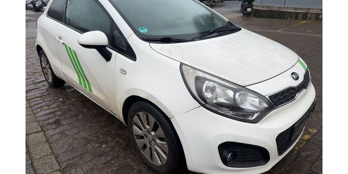 Kia Rio 206.000 km 2.050 &euro; wuppertal 42285