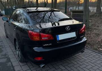 Lexus IS 250 185.000 km 5.500 &euro; Lünen 44532