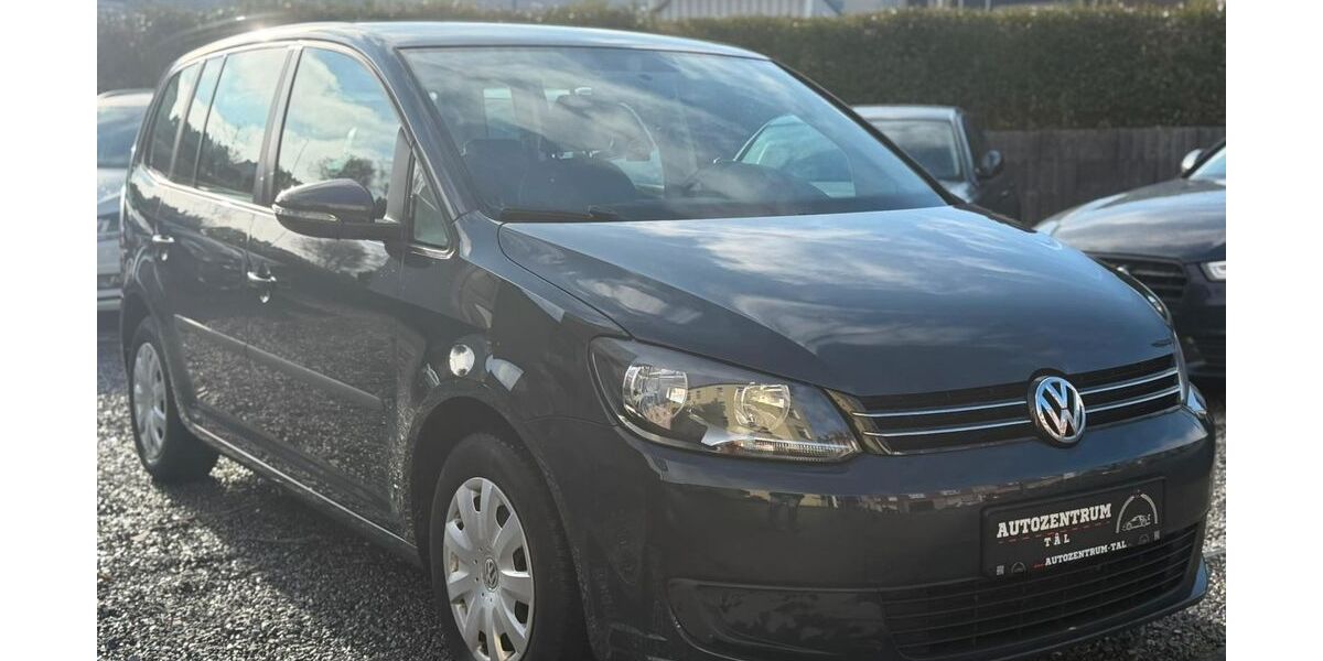 VW Touran 157.000 km 6.490 &euro; Wuppertal 42289