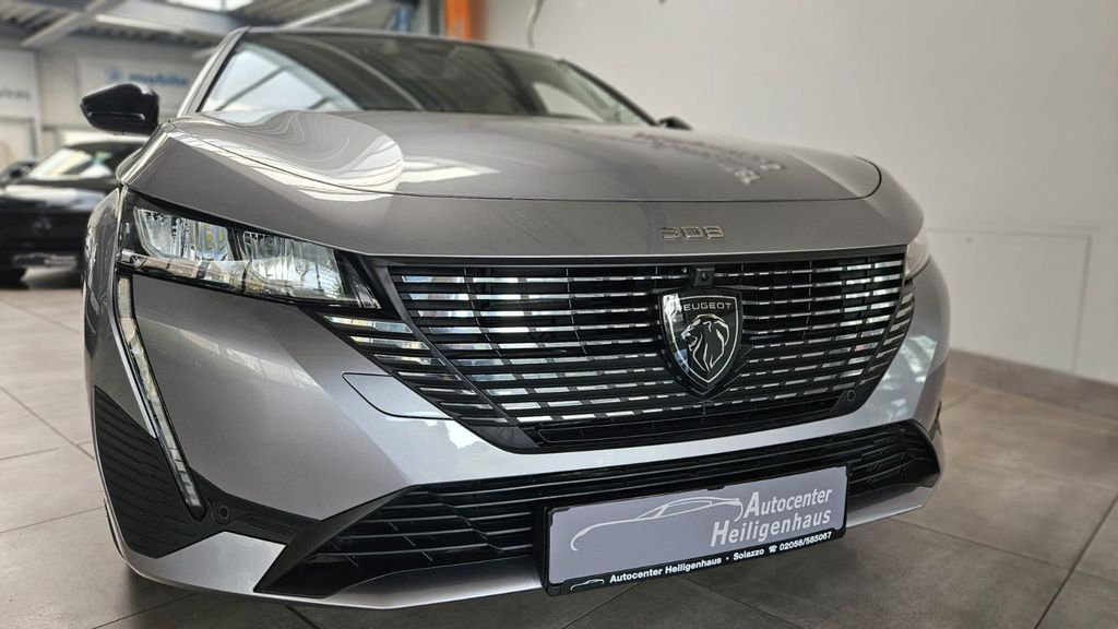 Peugeot 308 9.243 km 19.880 &euro; Heiligenhaus 42579