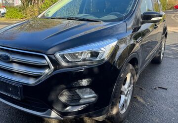 Ford Kuga 109.000 km 9.400 &euro; Essen 45147