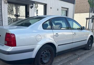 VW Passat 136.703 km 1.790 &euro; Oberhausen 46047