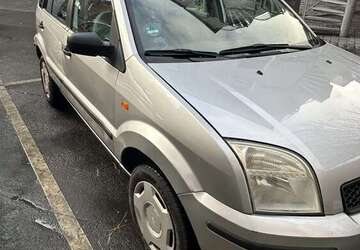 Ford Fusion 168.000 km 2.450 &euro; wuppertall 42283