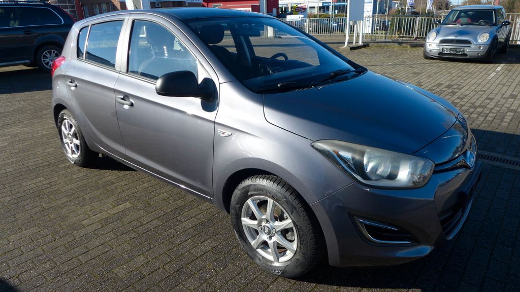 Hyundai i20 117.737 km 4.490 &euro; Hattingen (bei Bochum) 45527