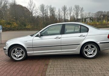 BMW 320 242.099 km 2.700 &euro; Bochum 44879