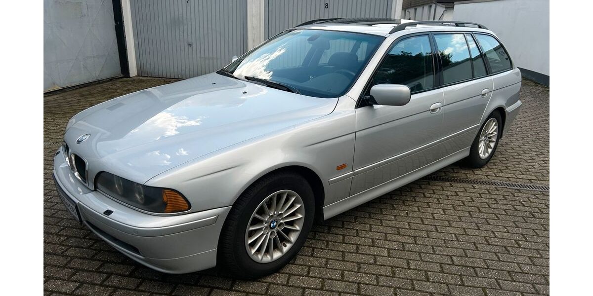BMW 530 208.100 km 6.990 &euro; Oberhausen 46047