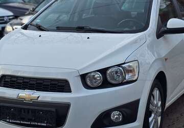 Chevrolet Aveo 135.348 km 2.749 &euro; Essen 45329