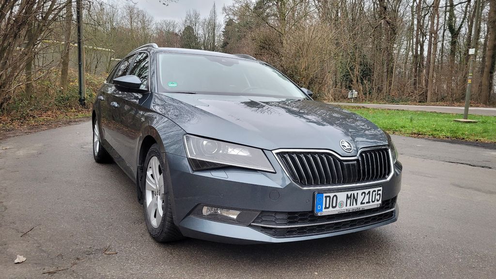 Skoda Superb 196.428 km 17.800 &euro; Dortmund Berghofen 44269
