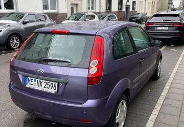 Ford Fiesta 107.000 km 2.500 &euro; Velbert 42549