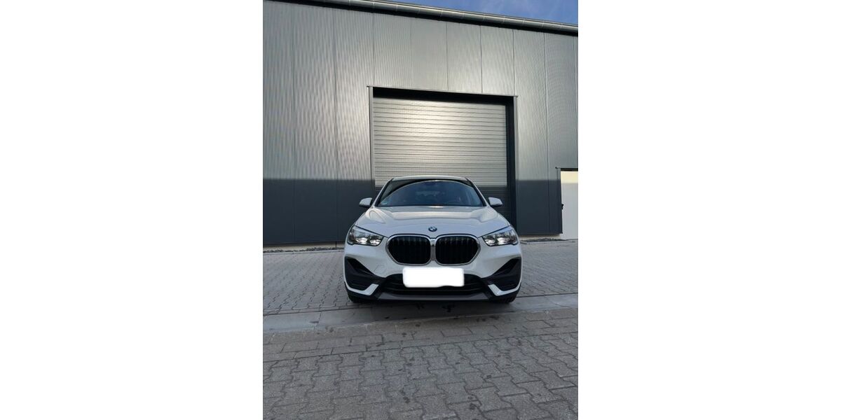 BMW X1 36.920 km 23.950 &euro; Velbert 42549