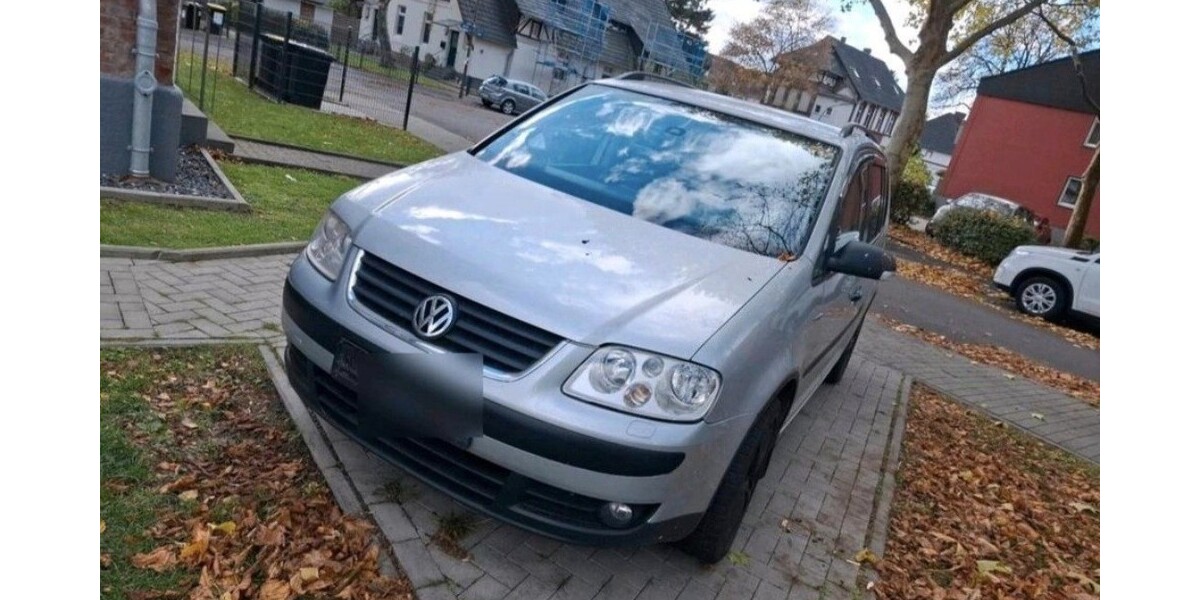 VW Touran 299.000 km 3.000 &euro; Dortmund 44135