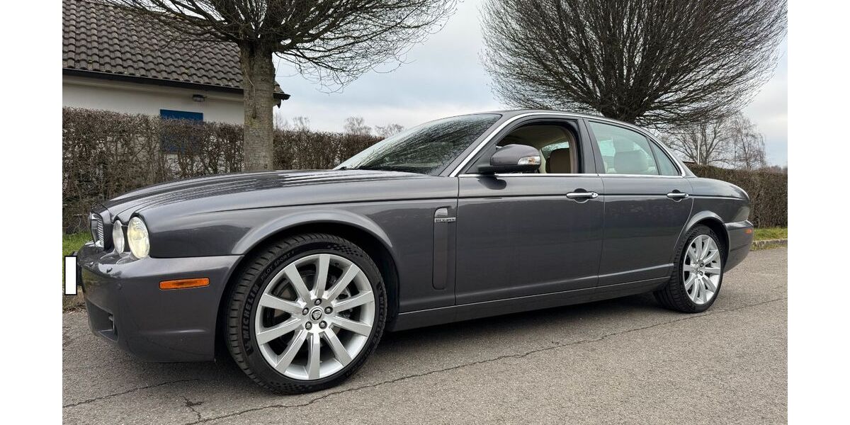 Jaguar XJ 194.995 km 12.990 &euro; Essen 45279