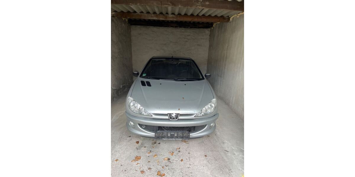Peugeot 206 179.365 km 750 &euro; Oberhausen 46045