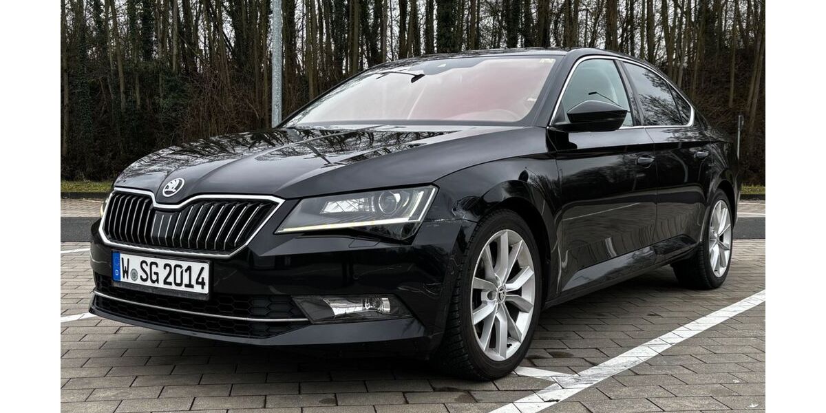 Skoda Superb 190.000 km 13.100 &euro; Wuppertal 42115